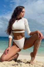 ESCORT IXELLES Berenice Hilarious Lover Model over Sex ads for Dirty Talk